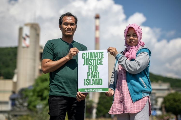 Klimaklage vor Schweizer Gericht: Anhörung von indonesischen Inselbewohnern gegen Zementkonzern