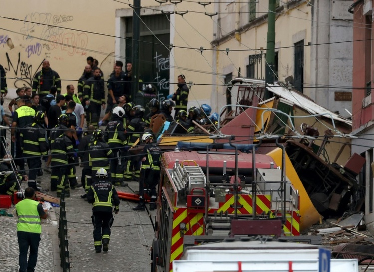 Mindestens 15 Tote bei schwerem Unglück mit berühmter Standseilbahn in Lissabon