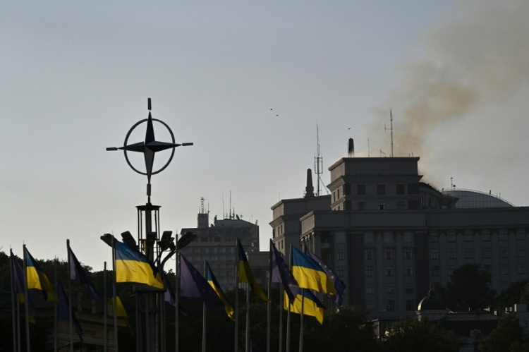 Vier Tote bei russischen Angriffen in der Ukraine - Regierungsgebäude in Kiew beschädigt