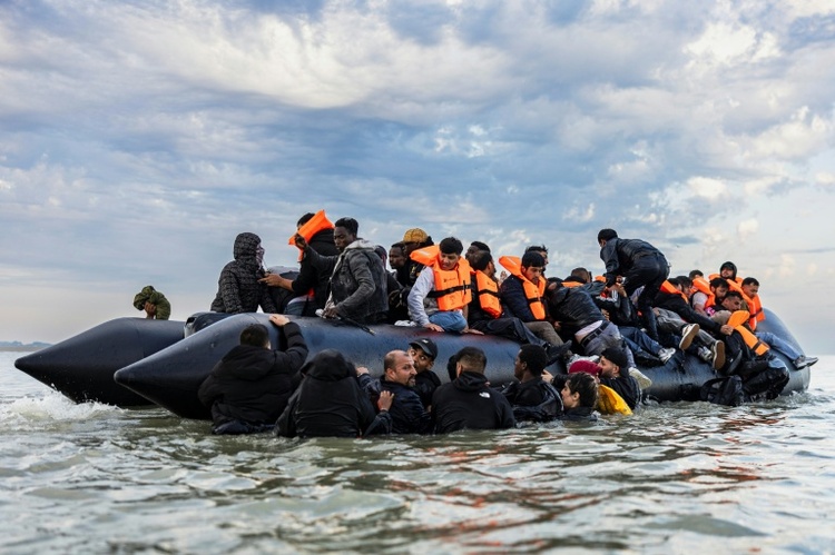 Bootsunglücke auf dem Ärmelkanal: Drei Migranten tot, drei vermisst