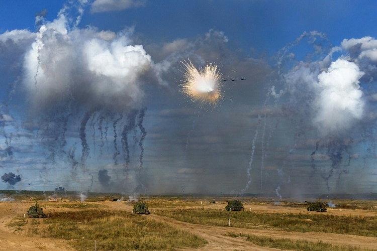Russland und Belarus beginnen gemeinsames Militärmanöver