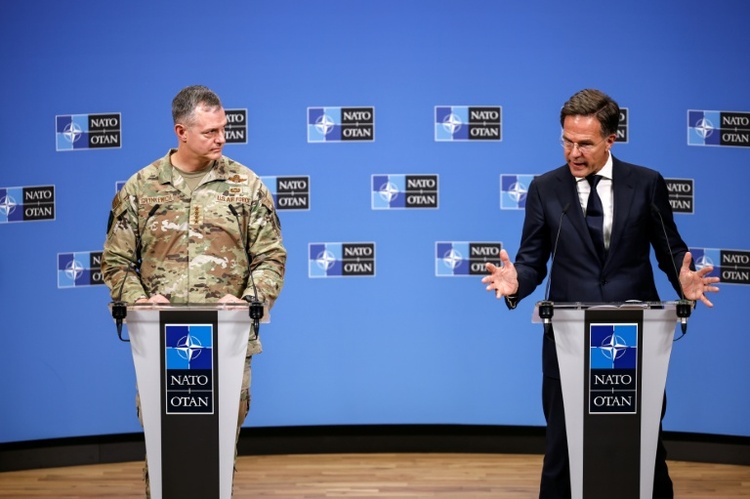 Nach Drohnen-Vorfall: Nato kündigt Stärkung der Ostflanke an