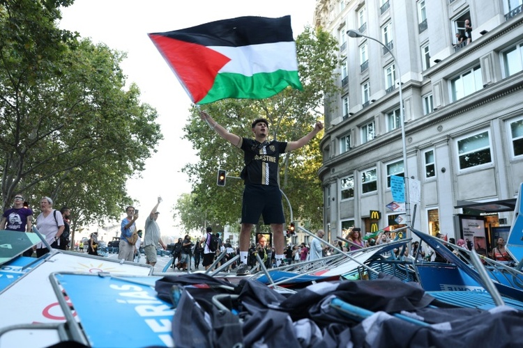 Eklat in Spanien: Pro-palästinensische Demonstranten erzwingen Abbruch von Radrennen