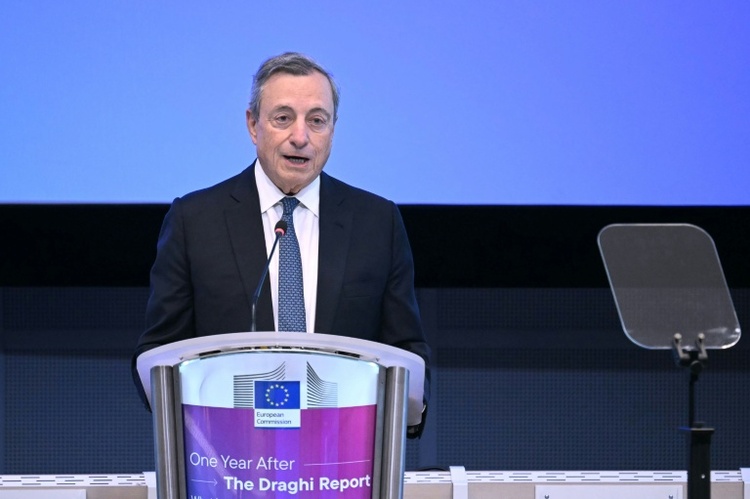 Ex-EZB-Chef Draghi kritisiert 