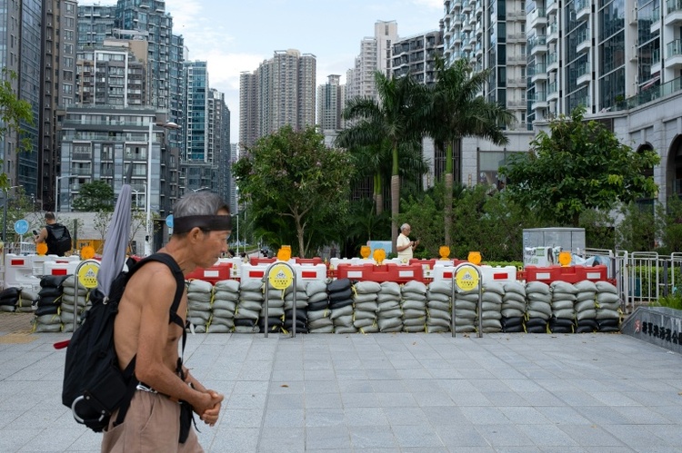 Städte in Südchina und Hongkong bereiten sich auf Super-Taifun 