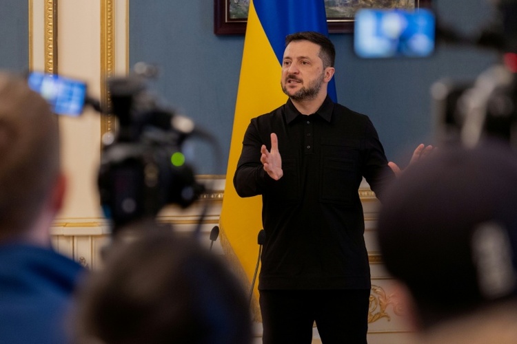 Selenskyj: Ukraine hat von Israel Patriot-Luftabwehrsystem erhalten