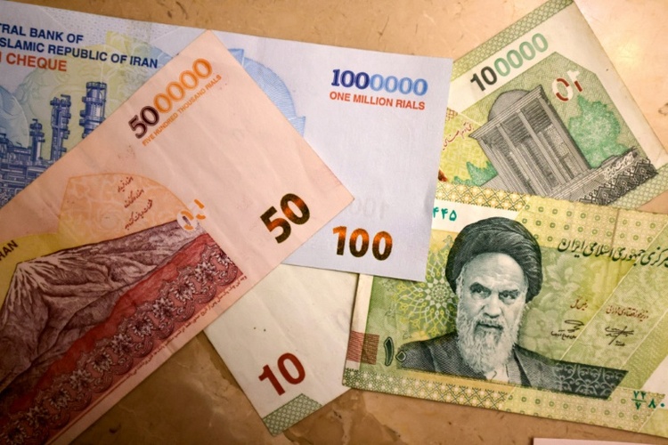 Finanz-Websites: Iranische Währung nach Reaktivierung von UN-Sanktionen auf Rekordtief