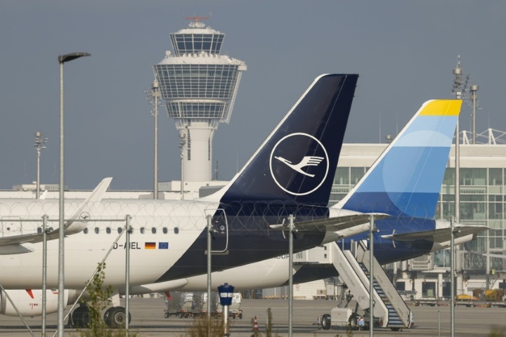 Polizei bestätigt Drohnensichtungen am Flughafen München