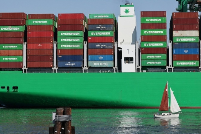 China will ''spezielle Hafengebühren'' für Schiffe aus den USA erheben