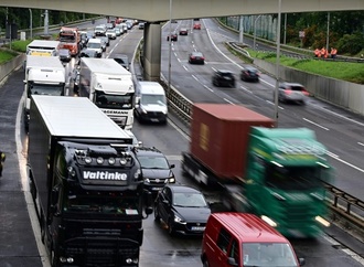ADAC erwartet am Wochenende Höhepunkt von Herbstreiseverkehr