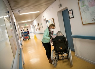 Eigenanteile bei Pflege sollen bleiben - Bund und Länder skizzieren Reform