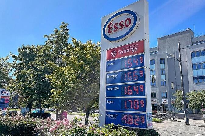 Erneut leichter Rückgang der Kraftstoffpreise