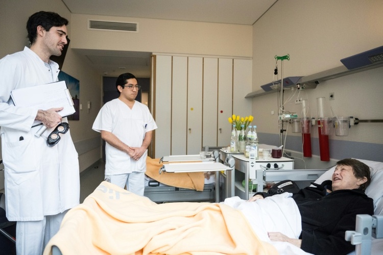 Krankenkassen erwarten für 2026 stabilen Zusatzbeitrag von 2,9 Prozent