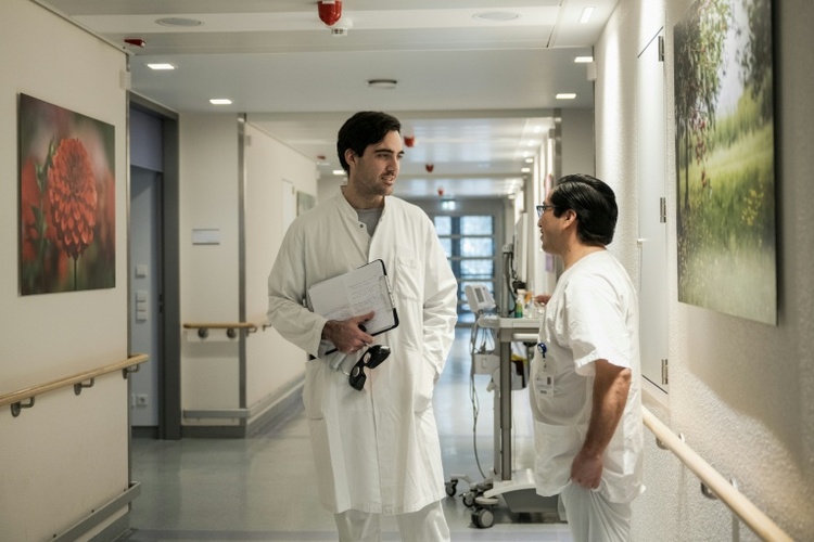 Umfrage: Drei Viertel der Gesundheits-Fachkräfte berichten von Übergriffen
