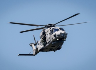 Marinehubschrauber rettet Schiffbrüchige vor Nordseeinsel Wangerooge