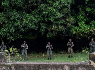 Krise mit USA: Venezuela verstärkt Militärpräsenz an Grenze zu Kolumbien