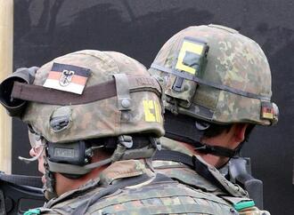 Union besteht auf Wehrdienst-Kompromiss mit Losverfahren
