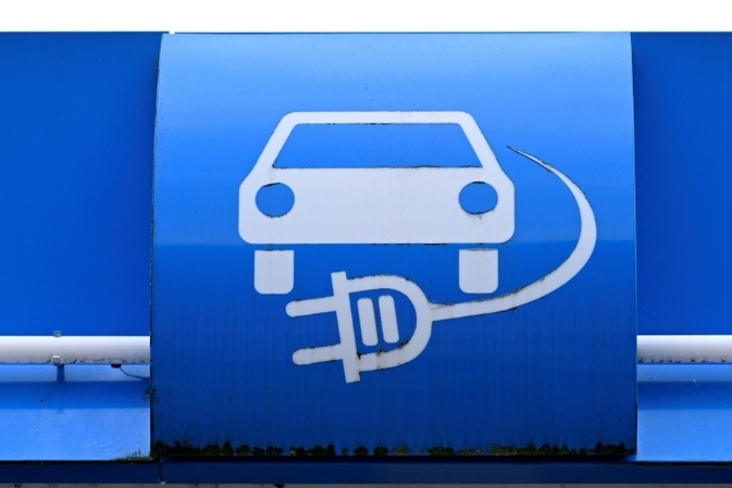 E-Autos: Deutsche Konzerne bei Neuzulassungen vorn - Boom bleibt aber aus