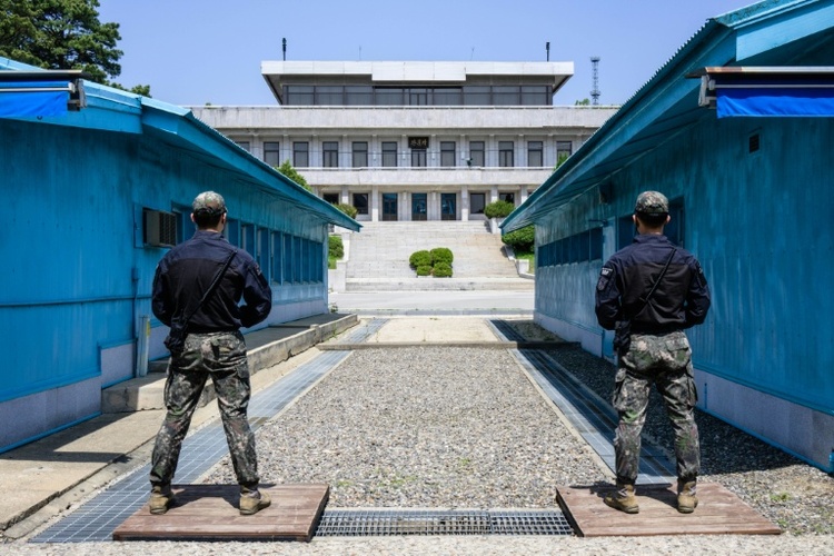 Vor-Trump-Besuch: Südkorea setzt Besichtigungen von Grenzzone zu Nordkorea aus