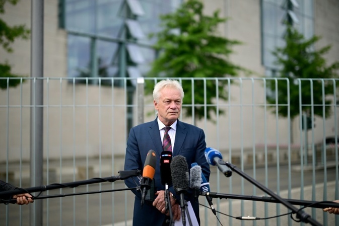 Vogelgrippe breitet sich ''sehr schnell'' aus - Minister ruft zu Schutzmaßnahmen auf