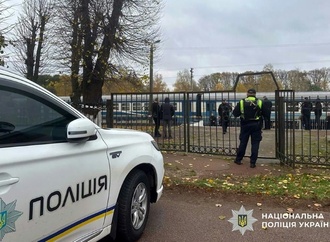 Drei Tote bei mutmaßlichem Anschlag an Bahnhof im Norden der Ukraine