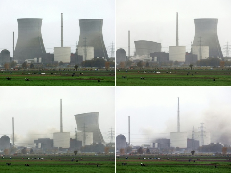 Kühltürme von Ex-Atomkraftwerk Gundremmingen gesprengt - Zehntausende Zuschauer