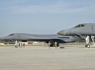 Erneute Machtdemonstration: US-Bomber fliegen vor der Küste Venezuelas