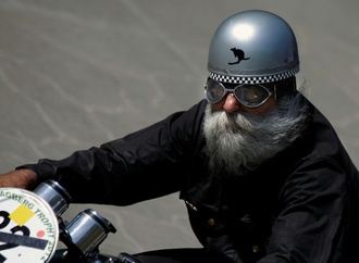 Unfallexperten: Gesundheitstest für ältere Autofahrer nicht sinnvoll