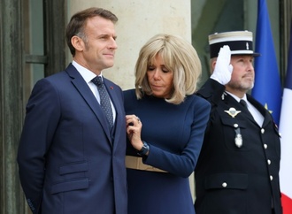 Tochter: Cybermobbing belastet Gesundheit von Brigitte Macron