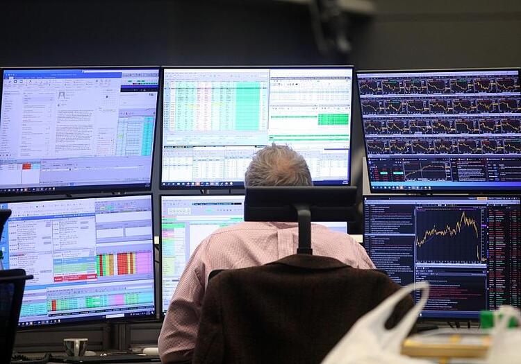 Dax legt zu - BMW-Zahlen beflügeln Autowerte