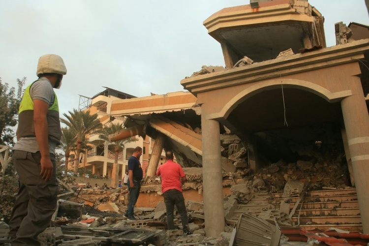 Israelische Armee greift Hisbollah-Waffenlager im Südlibanon an