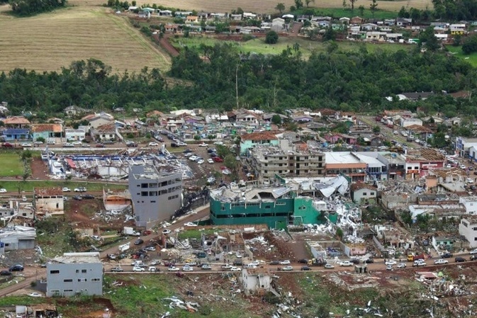 Mindestens sechs Tote und mehr als 400 Verletzte bei Tornado im Süden Brasiliens