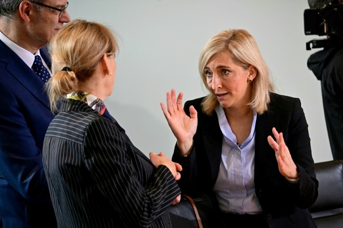 Warken setzt Zusatzbeitrag bei 2,9 Prozent fest - Kassen warnen höhere Kosten