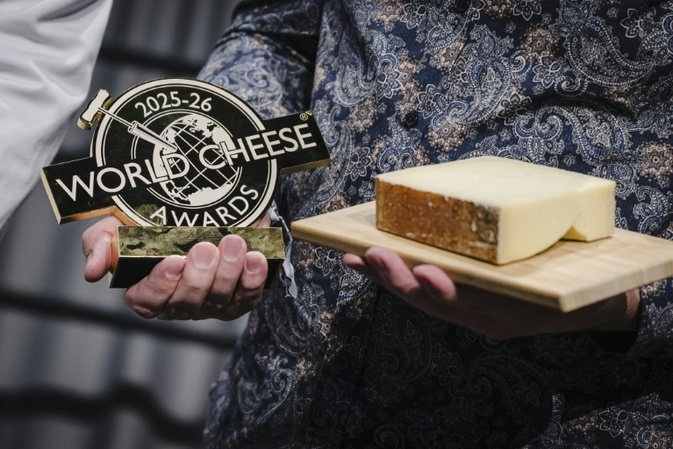 Schweizer Bergkäserei gewinnt mit 18 Monate altem Gruyère Weltmeisterschaft in Bern