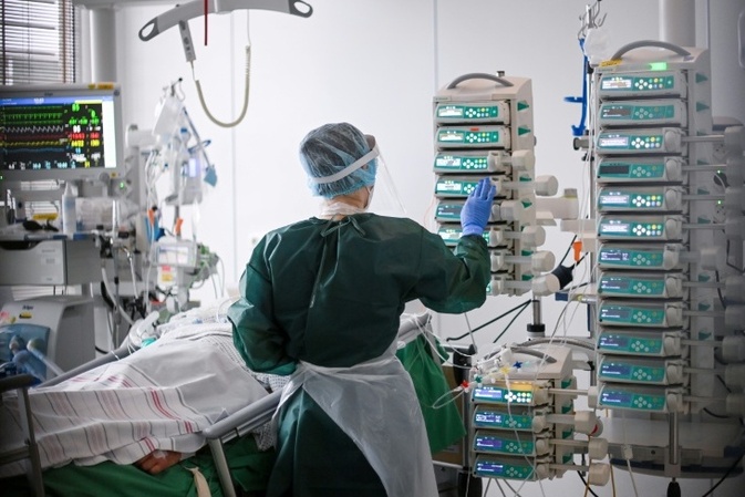 Jede dritte Frau fühlt sich im Job durch Wechseljahre beeinträchtigt