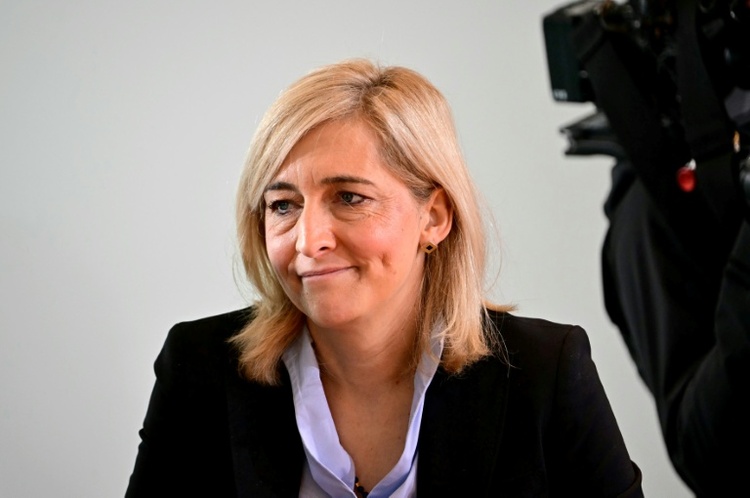 Warken erwägt Wiedereinführung von Praxisgebühr für gesetzlich Versicherte