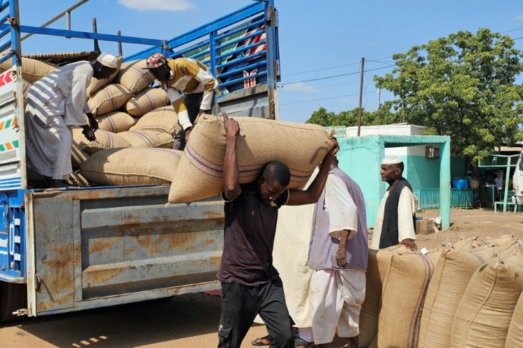 UNO: 318 Millionen Menschen von Hungersnot bedroht - Hilfen müssen gekürzt werden