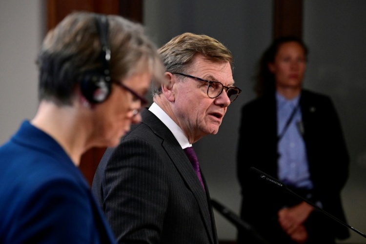 Wadephul: Deutschland nicht zu angeblichen Geheimgesprächen über Ukraine-Friedensplan 