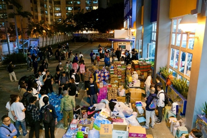 Großbrand in Hongkong: Feueralarm in Hochhäusern ''funktionierte nicht richtig''