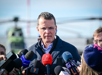 Rumäniens Verteidigungsminister tritt nach ''Fehler'' im Lebenslauf zurück