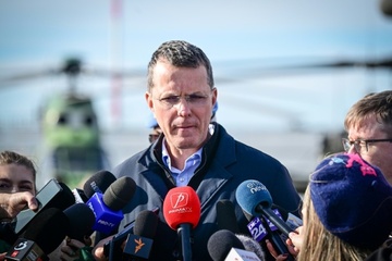 Rumäniens Verteidigungsminister tritt nach ''Fehler'' im Lebenslauf zurück