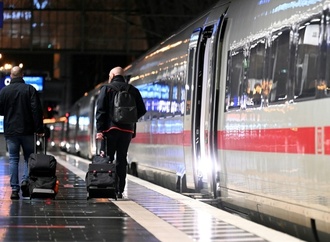 Zeitig buchen und Sitz reservieren: Hohe Nachfrage nach Bahntickets rund ums Fest