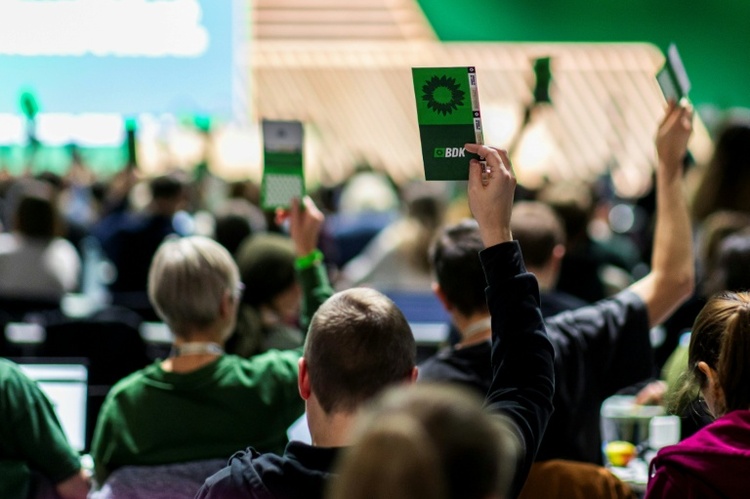 Grüne schärfen Profil bei Klima und Energie - mehr Solidarität für Ukraine gefordert