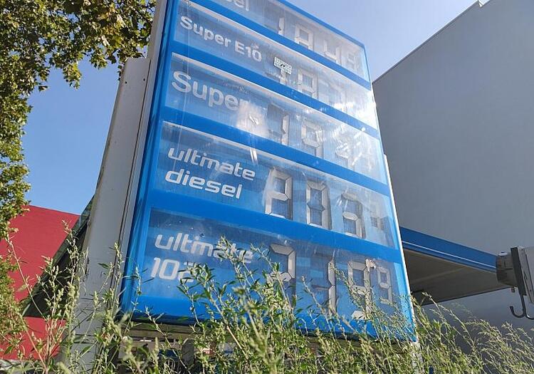 Tanken im Wochenvergleich etwas günstiger