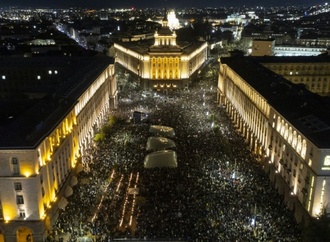 Regierung in Bulgarien zieht nach Protesten Haushaltsentwurf für 2026 zurück