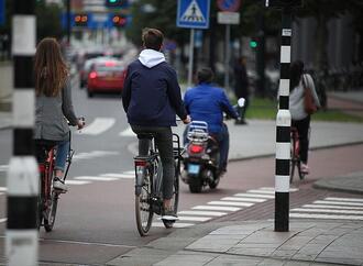 ADAC will verpflichtende Türwarnsysteme gegen ''Dooring''-Unfälle