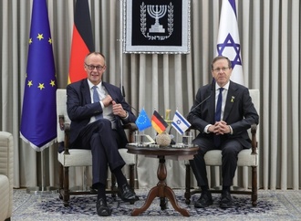 Merz sagt Israel bei Antrittsbesuch weitere Unterstützung zu
