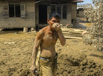 Warnung vor Todesopfern durch Hunger nach verheerender Flutkatastrophe in Indonesien