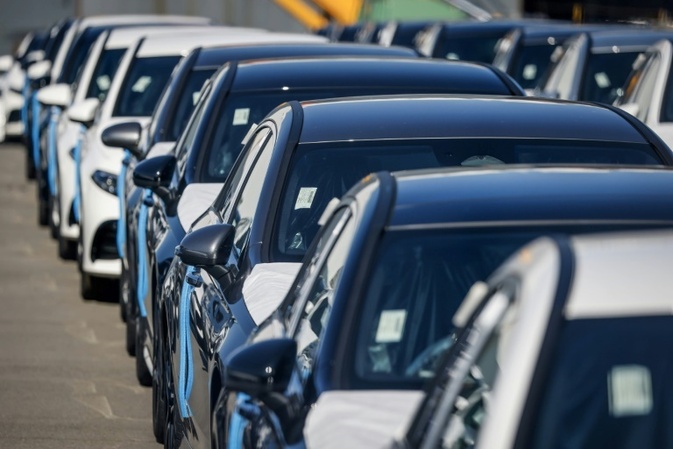 Deutsche Autobauer erwarten für 2026 nur leichten Anstieg der Pkw-Neuzulassungen