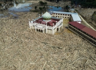 Flutkatastrophe in Indonesien: Frust über schleppende Hilfsmaßnahmen wächst